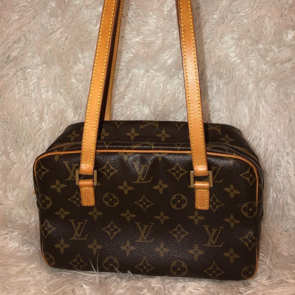 louis vuitton rectangle bag